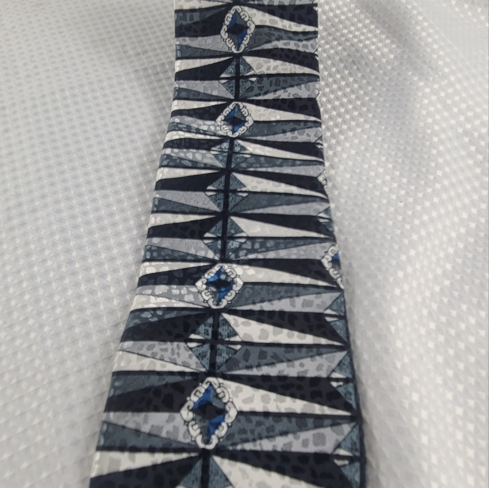 Rossetti Men's Necktie Gray Black and White 58 5"x4"